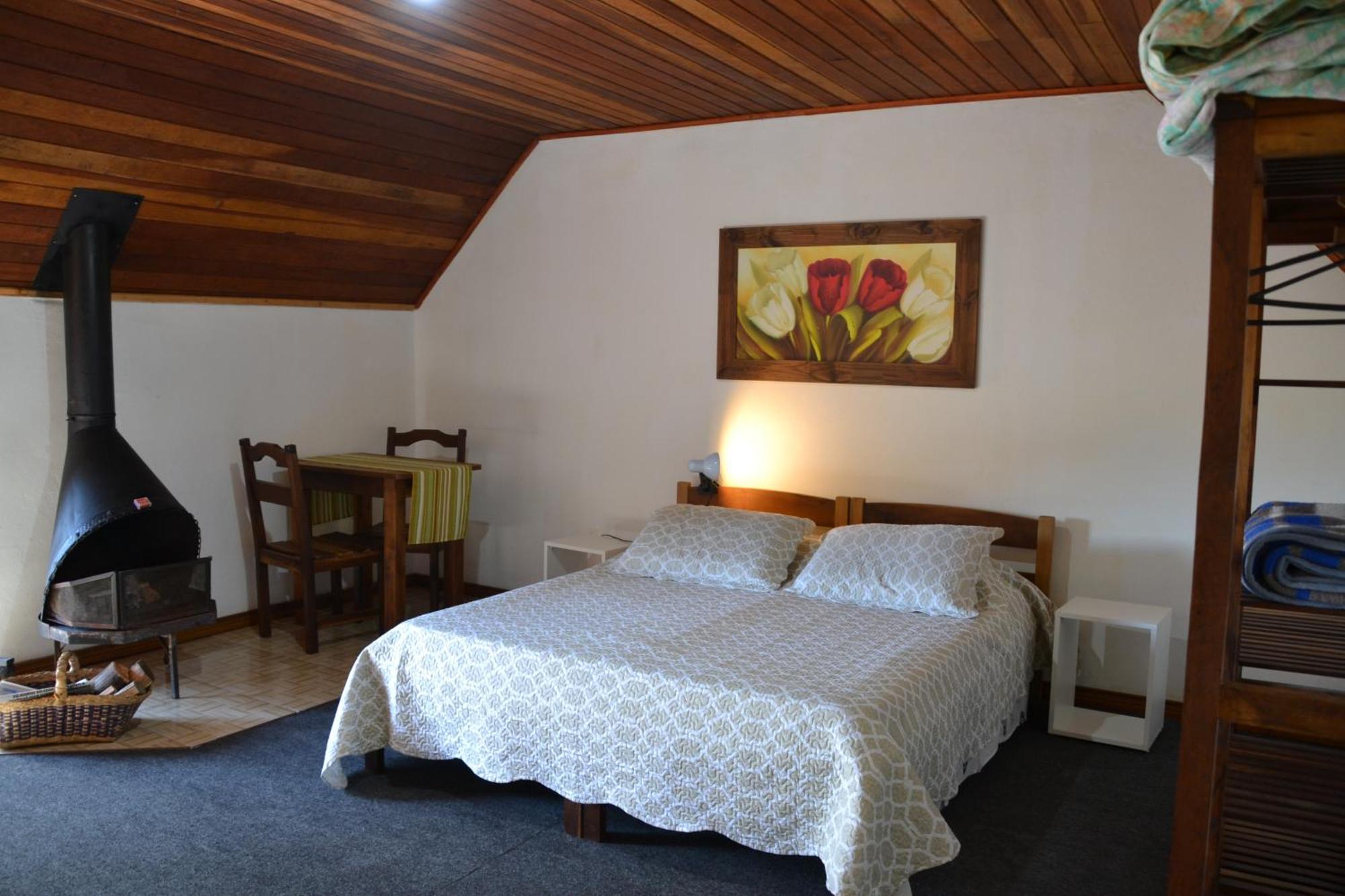 Hotel Pousada Dos Pinheiros Canela Eksteriør billede